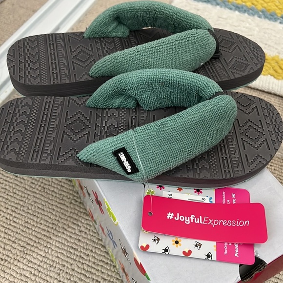 NWT LUKEES by MUK LUKS Women's Sand Lot Sandals - Picture 2 of 2